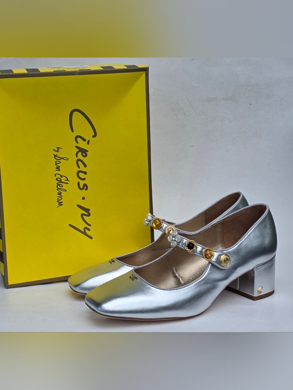 11 Circus NY Sam Edelman Elaine Soft Silver Mary Jane Block Heel Pumps NEW